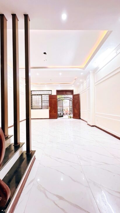 Rẻ lắm rồi! Mỹ Đình 58m2 Gần phố, Gần Oto tránh, Mặt tiền rộng, chỉ 11 tỷ