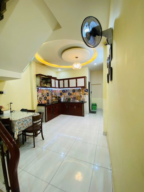 ♥ Nhà Kiệt thẳng ra MT Hoàng Diệu, thông thoáng, 93m2, 2 tầng, 3.x tỷ
