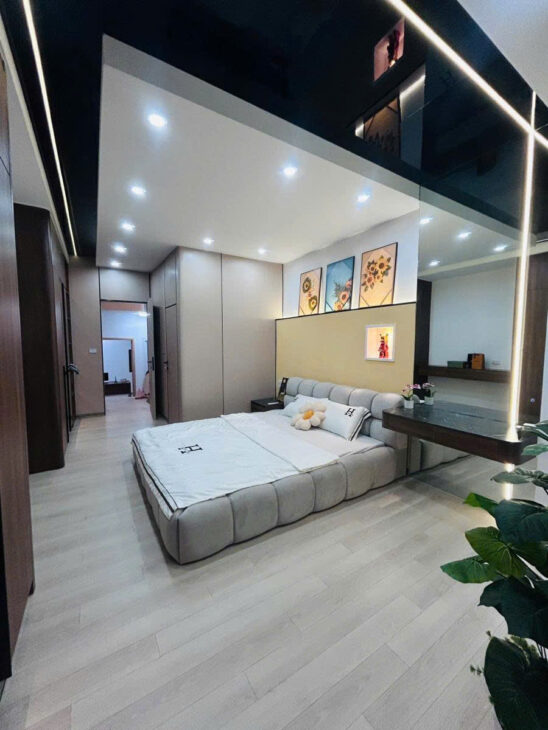 Cực đẹp phố Hoàng Ngân 69m2, 5T thang máy quanh 16 tỷ hiếm quận Cầu Giấy