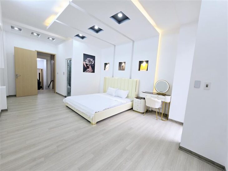 Cực đẹp phố Hoàng Ngân 68m2, 5T thang máy, MT4.3m nhỉnh 16 tỷ hiếm quận Thanh Xuân
