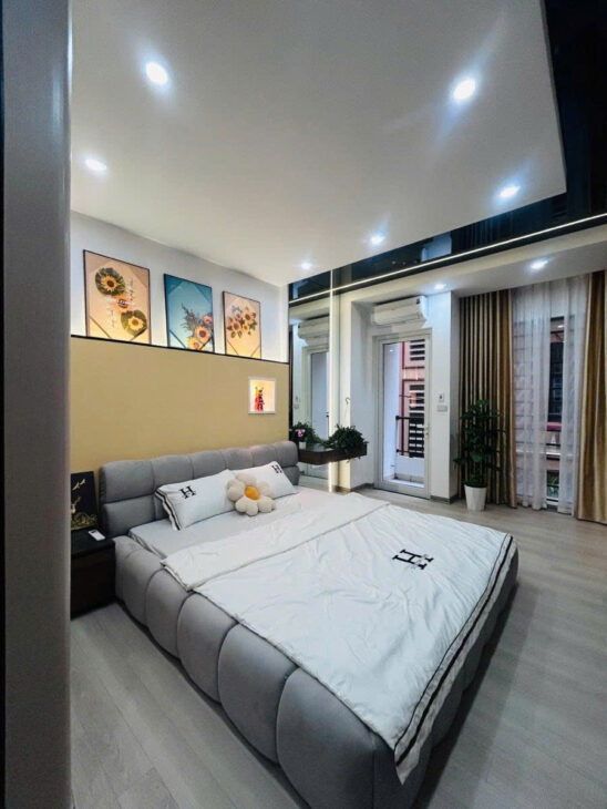 Cực đẹp phố Hoàng Ngân 69m2, 5T thang máy quanh 16 tỷ hiếm quận Cầu Giấy
