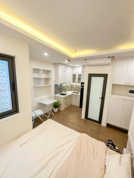 Bán nhà cực xịn phố Hoàng Hoa Thám 50m2, 6T thang máy, MT4.9m lô góc KD 50tr/tháng