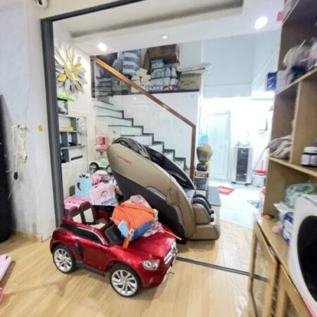 # Nhà Kiệt khá thẳng gần Hùng Vương, 63m2, 2 tầng, nhỉnh 3 tỷ # Nhà Kiệt khá thẳng gần Hùng Vương, 63m2, 2 tầng, nhỉnh 3 tỷ