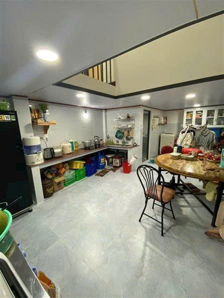 NHÀ ĐẸP LÒ GỐM GẦN HẬU GIANG QUẬN 6, 2 TẦNG DIỆN TÍCH 4,1 X 21M CHỈ 5.x Tỷ