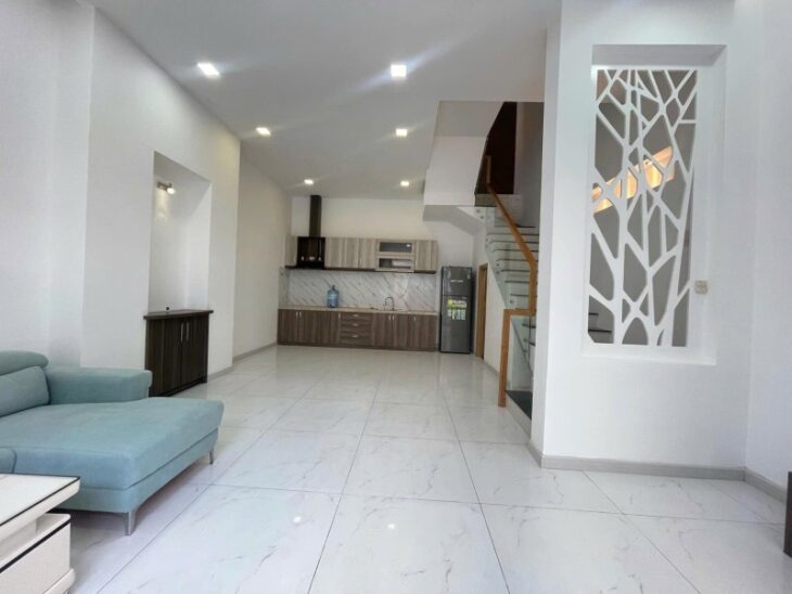 ► Kiệt Ô tô gần MT Võ Nguyên Giáp, Hồ Xuân Hương, 50m2, 3.5 tầng, 5.x tỷ