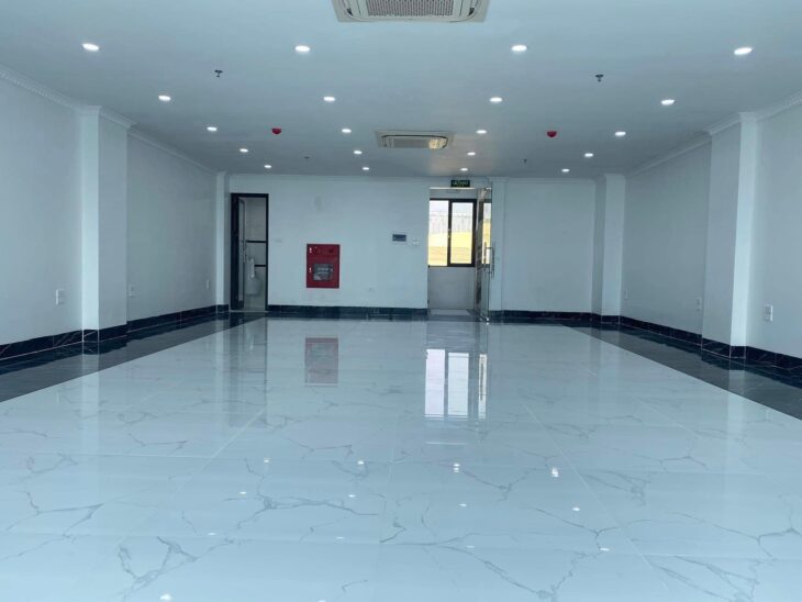 Bán tòa 8 tầng mặt phố Xuân Diệu 138m2, MT6.5m giá 82.9 tỷ VIP quận Tây Hồ