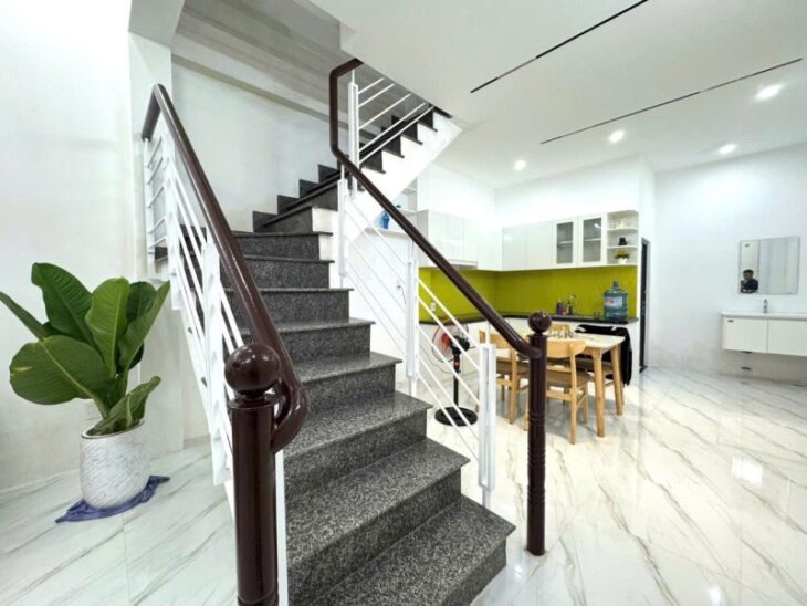 Nhà 2 tầng, kèm 3 phòng trọ, dt 80m2, đường 7m5 cạnh ĐH Duy Tân, Liên Chiểu – Chỉ 3.xxx tỷ