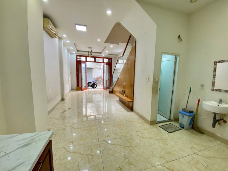 ???? BÁN NHÀ 4 TẦNG – LÝ THƯỜNG KIỆT, TÂN BÌNH – 4PN, 5WC, SÁT HẺM XE HƠI ????