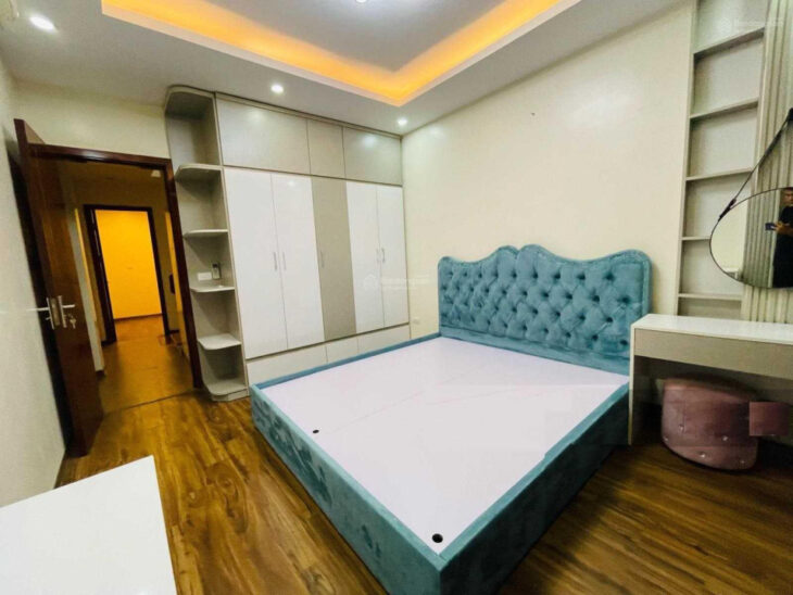 Chính chủ bán nhà ngõ phố Đỗ Nhuận 35m2 x 5T giá 6,35 tỷ 0382 276 584