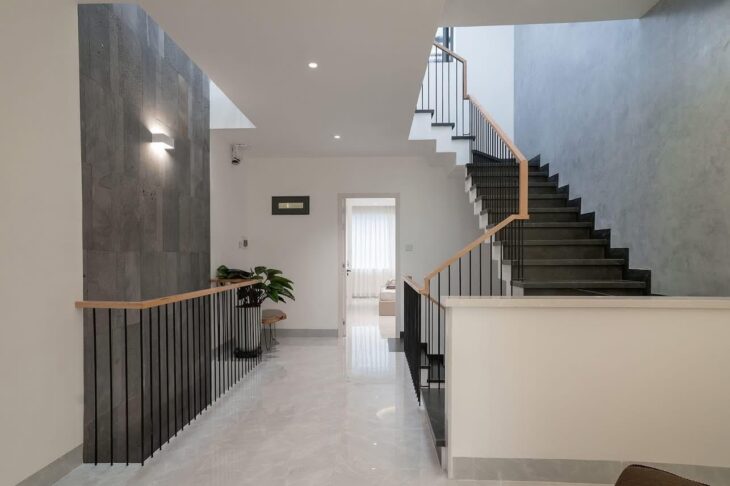 **Bán nhà mật tiền Lạc Long Quân, phường 10, Tân Bình; 5×10 – khu sầm uất