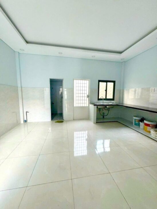 Bán nhà 90m2, 2PN, 3WC, Linh Xuân, Thủ Đức, 4.4 tỷ, sổ hồng