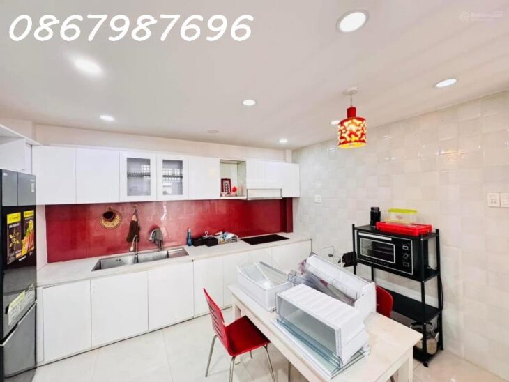 BÁN NHÀ 3 Tầng Hẻm Ô Tô Đường Âu Cơ , TTTP Nha Trang full nội thất , sổ đỏ công chứng ngay / Alo Em