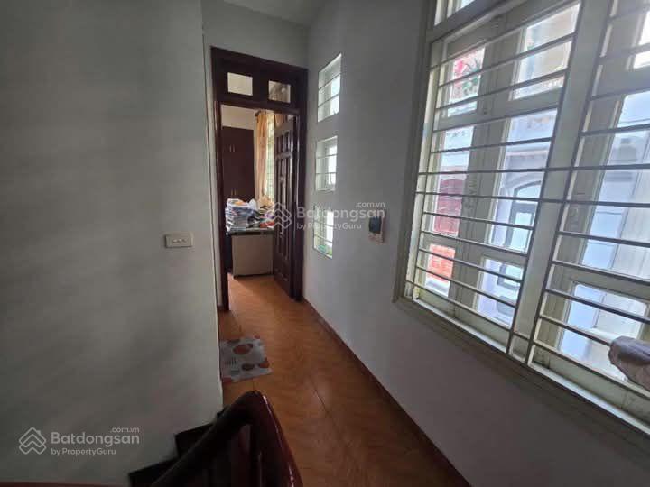 Duy nhất! Phân lô Hoàng Quốc Việt, 7 chỗ vào nhà, 65m2 sổ, 17.3 tỷ, mặt tiền 5m