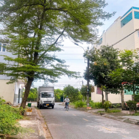 Bán nhà đẹp 4 tầng DT 120m2, ngang 6x20m, Đường nội bộ 15m, Phạm Thế Hiển nhỉnh 10 tỷ – LH