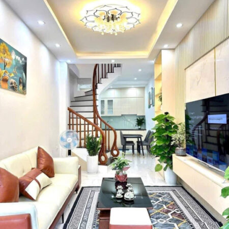 Bán nhà Văn Trì, Cầu Diễn 5 tầng hơn 4 tỷ có thương lượng