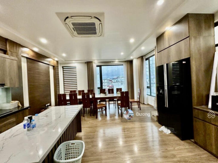 Bán nhà Mặt Phố Trần Quốc Hoàn – Cầu Giấy – 70m MT 6m – Nhà Sẵn Kinh Doanh – Văn Phòng