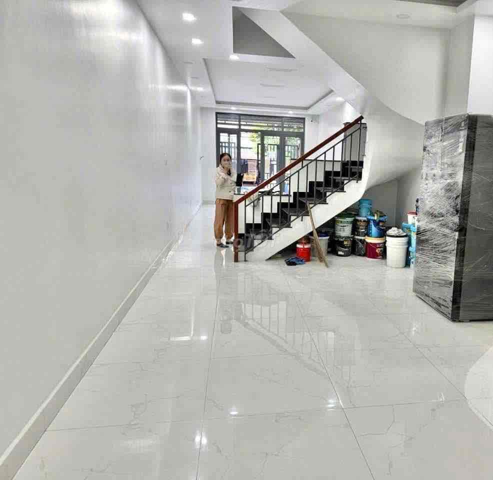 Nhà 3 Lầu Có Nội Thất Hẻm XH Phan Huy Ích, P14_4x17m