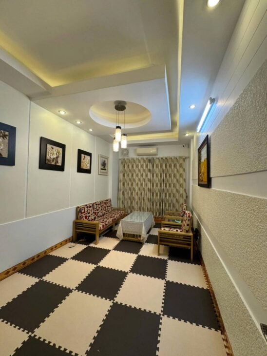 Chính chủ bán gấp nhà ngõ 236 Khương Đình, Thanh Xuân. Diện tích 33m2, 5 tầng, Giá 5,95 tỷ.