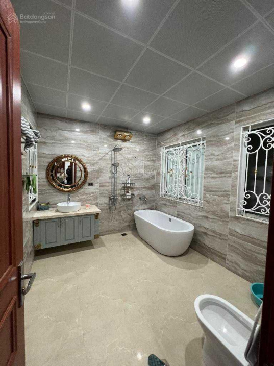 25 tỷ! Bán nhà Phạm Văn Đồng – Cầu Giấy – 88m2 5 Tầng – Ô tô Kinh doanh văn phòng