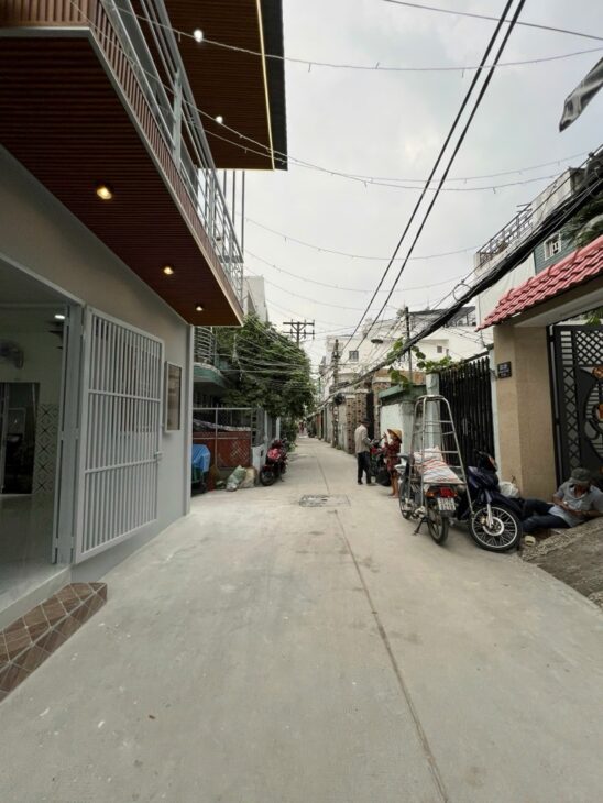 BÁN NHÀ QUẬN 6 – HẺM Ô TÔ – 2 TẦNG 2PN 2WC – NHỈNH 2 TỈ