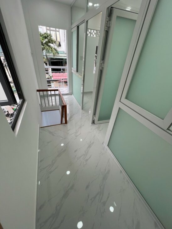 BÁN NHÀ QUẬN 6 – HẺM Ô TÔ – 2 TẦNG 2PN 2WC – NHỈNH 2 TỈ