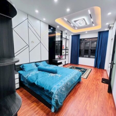 Bán nhà Trần Tử Bình, Nghĩa Tân 36m2 x 5 T chỉ 8.8 Tỷ Đẹp Như Mới