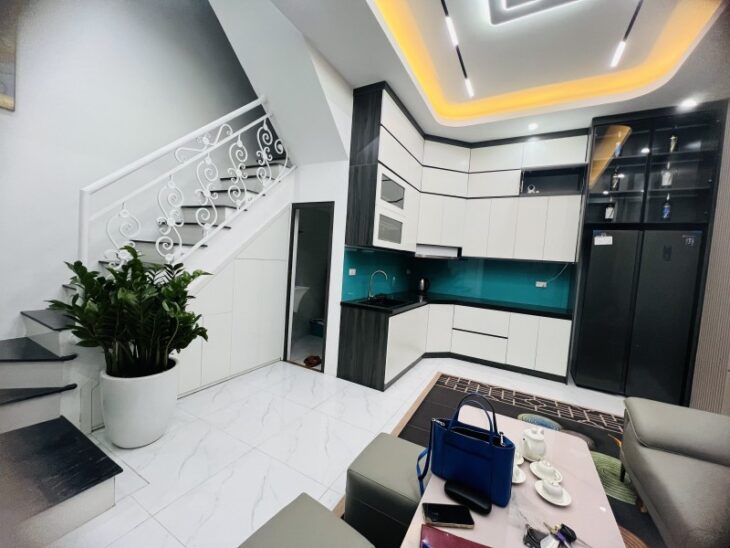 Bán nhà Trần Tử Bình, Nghĩa Tân 36m2 x 5 T chỉ 8.8 Tỷ Đẹp Như Mới