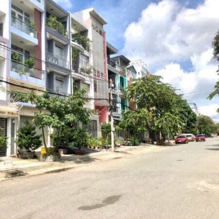 Mặt tiền Võ Liêm Sơn 4×20 đúc 5 tầng chỉ 16 tỷ 5