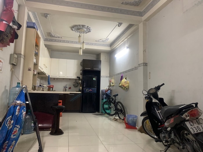 CẦN TIỀN BÁN GẤP MT ĐƯỜNG PHẠM THẾ HIỂN P6 Q8, KD SẦM UẤT, (3.5M X 20M)CHỈ 10.6 TỶ