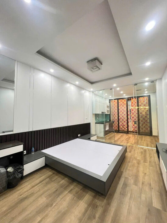 Ô TÔ ĐỖ CỬA- ĐÀO TẤN – BA ĐÌNH – 45M2 – 5 TẦNG – KINH DOANH – NHỈNH 15 TỶ