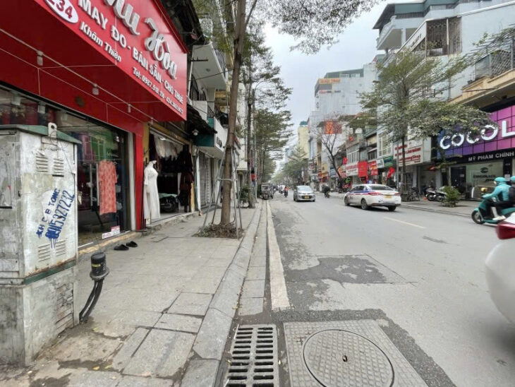 30M RA PHỐ – KHÂM THIÊN -ĐỐNG ĐA – 52M2 ĐẤT – MT 12M – CHỈ 159.5 TRIỆU/M2 (CÓ TL)