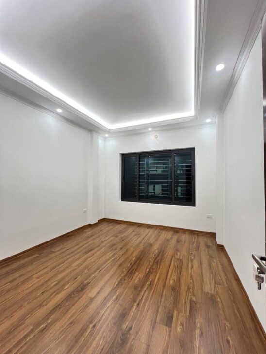 PHAN VĂN TRƯỜNG – CẦU GIẤY- KD – Ô TÔ- PHÂN LÔ- HAI THOÁNG ~ NHỈNH 15 TỶ