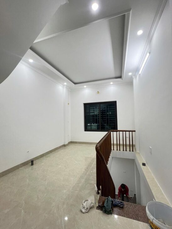 PHAN VĂN TRƯỜNG – CẦU GIẤY- KD – Ô TÔ- PHÂN LÔ- HAI THOÁNG ~ NHỈNH 15 TỶ