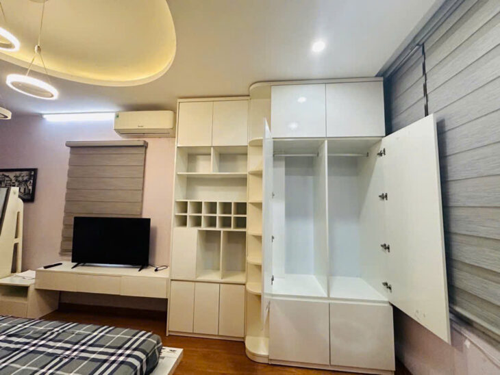 Ôi rẻ quá! Bán nhà NGỌC KHÁNH, 40m2, chỉ 6,8 tỷ, Phố VIP, Ngõ thông, Gần hồ, Ở ngay