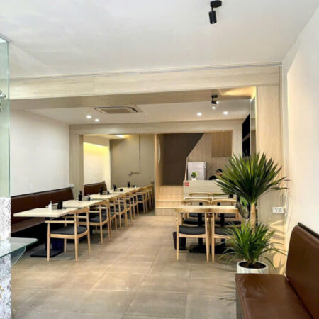 Sang nhượng nhanh quán bún, cơm, phở mặt phố Thái Hà. 40.000.000vnd. Liên hệ: 0913898247