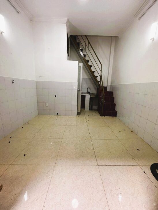 ????????????PHÚ NHUẬN – NHÀ ĐẸP – 3 TẦNG – SÁT MẶT TIỀN – 2.65 TỶ ????????????