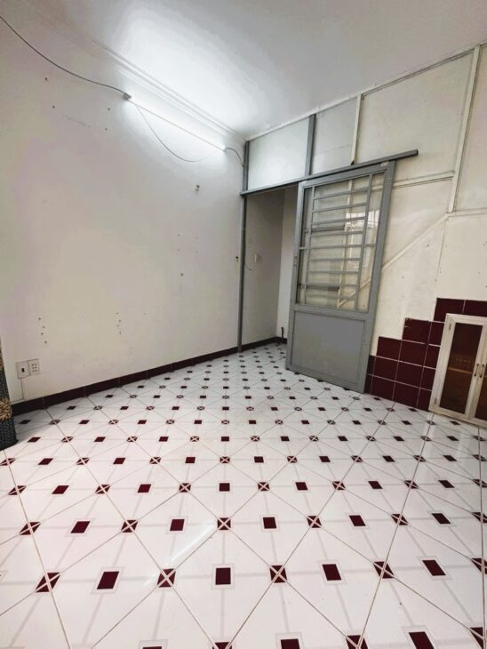 ????????????PHÚ NHUẬN – NHÀ ĐẸP – 3 TẦNG – SÁT MẶT TIỀN – 2.65 TỶ ????????????