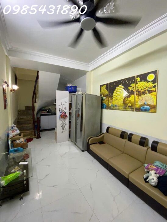 Bán gấp nhà Tân Triều, 5 tầng, DT,S= 20m2, giá hơn 4 tỷ một tí