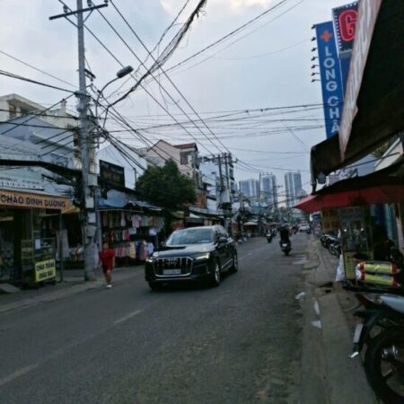 Nhà 4 tầng, Ngay Khu Chế Xuất Tân Thuận, thu nhập Gần 1 tỷ/Năm, 121m2, mặt tiền Bùi Văn