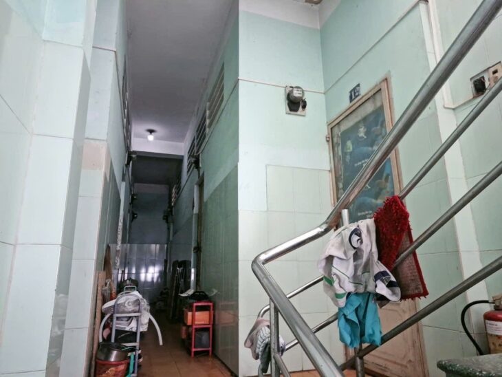 Nhà 4 tầng, Ngay Khu Chế Xuất Tân Thuận, thu nhập Gần 1 tỷ/Năm, 121m2, mặt tiền Bùi Văn