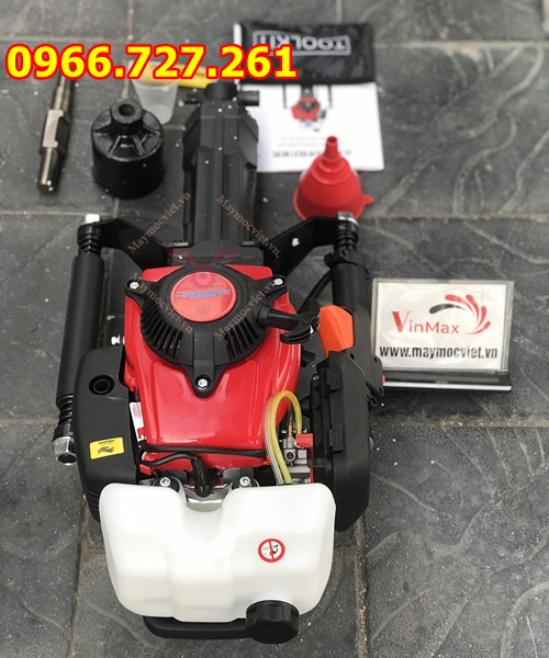 máy đóng cọc 4 thì công nghiệp Kawasaki KW680