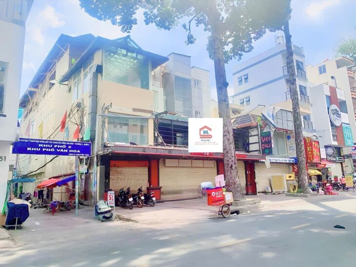 Nhà GÓC 2MT: 53 Nguyễn Trãi, Phường 2, Quận 5, TPHCM. Giá 18.000$