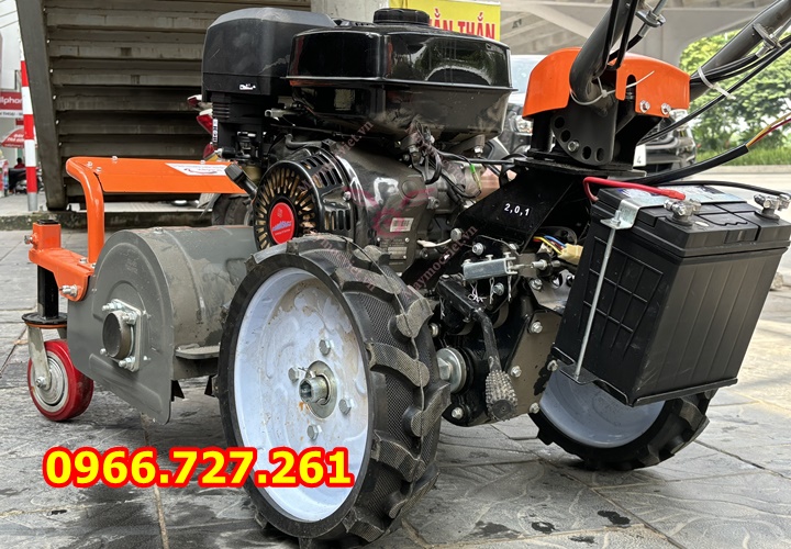 Máy cắt cỏ trục băm 10hp đề nổ Kawasaki hàm cắt 60cm