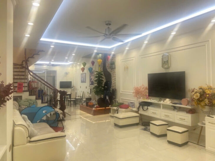 15 tỳ TT Ba Đình – ô tô vào nhà – 54m – MT 5m – gần Lăng Bác
