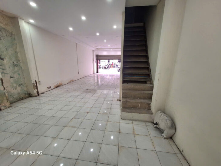 Cho thuê nhà Mặt Tiền Hoàng Văn Thụ, P.8, Quận Phú Nhuận- ????T: 4.5m x 17m. Giá 45 Triệu