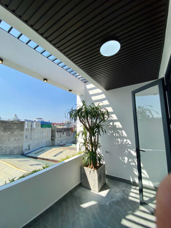 Bán nhà mặt ngõ 67 Kiều Sơn, 45m 4 tầng, ô.tô tránh nhau, Giá 4.2 tỉ đẹp như mới