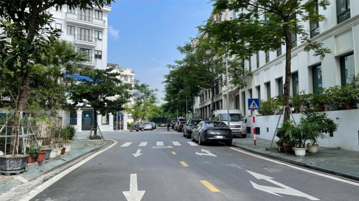 Bán đất ĐG X6 Thạch Bàn,sát mặt Cổ Linh,view công viên,hợp xây tòa nhà 100mMT7m,26 tỷ Bán đất ĐG X6 Thạch Bàn,sát mặt Cổ Linh,view công viên,hợp xây tòa nhà 100mMT7m,26 tỷ