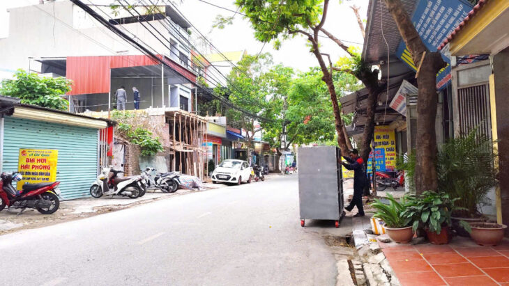Bán đất mặt đường Thiên Lôi, 99m, ngang 5m, Giá rẻ chỉ 7.89 tỉ