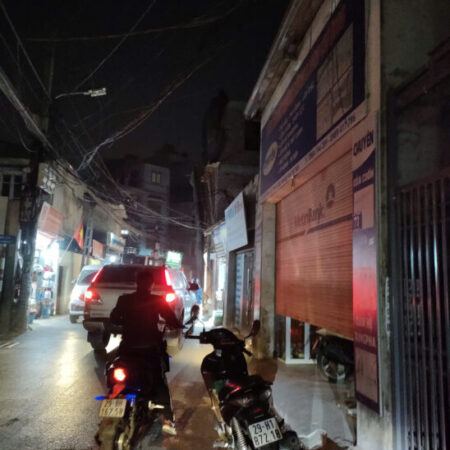 Bán gấp giá rẻ tập thể Trại Găng 50m, tầng 4, mặt tiền 4m, 900 triệu Hai Bà Trưng.