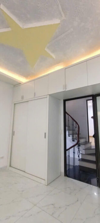 bán nhà Đống Đa 40m Tây Sơn, gần phố, ô tô đỗ cửa, kinh doanh